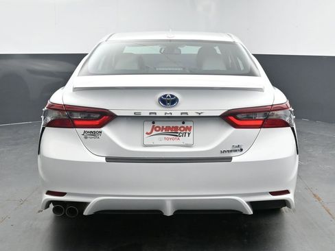 Used 2024 Toyota Camry SE w/ Audio Upgrade Package image 8