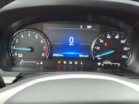 Used 2023 Ford Explorer XLT w/ Equipment Group 202A AWD/4WD image 24