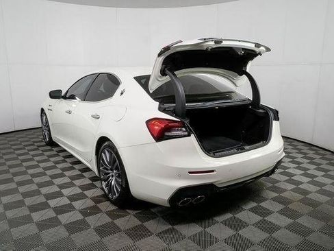 Used 2022 Maserati Ghibli Modena Q4 AWD/4WD image 33