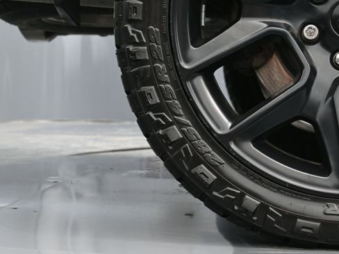 Used 2023 RAM 1500 Laramie AWD/4WD image 43