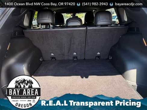 Used 2024 Jeep Compass Latitude AWD/4WD image 27