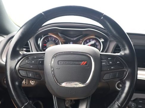 Used 2023 Dodge Challenger SXT RWD image 16