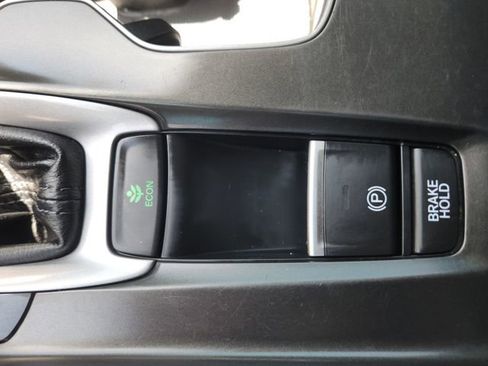 Used 2018 Honda Accord EX-L image 24