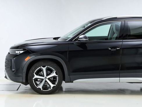 New 2026 Volkswagen Tiguan SE image 3