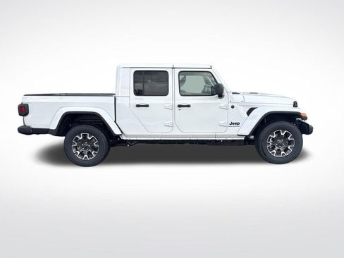 New 2026 Jeep Gladiator Sport image 2
