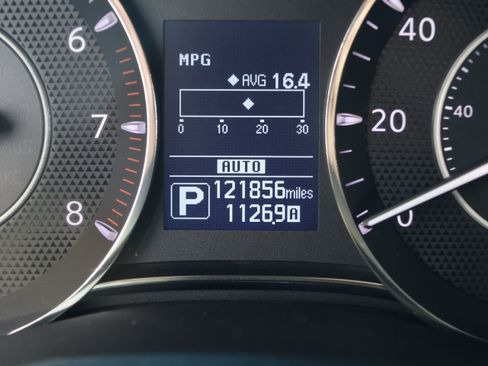 Used 2017 Nissan Armada Platinum w/ Captain Seat Package AWD/4WD image 20