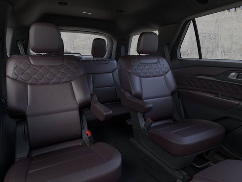Used 2026 Ford Explorer Platinum w/ LUX Leather Package AWD/4WD image 55