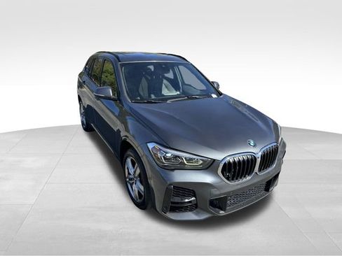 Used 2021 BMW X1 sDrive28i w/ M Sport Package image 7