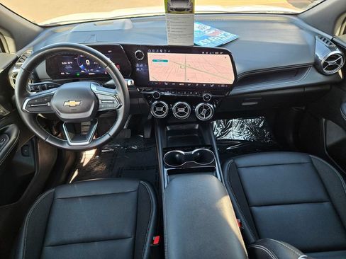 Used 2024 Chevrolet Blazer EV LT AWD/4WD image 9