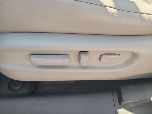Used 2017 Honda Pilot EX-L image 12