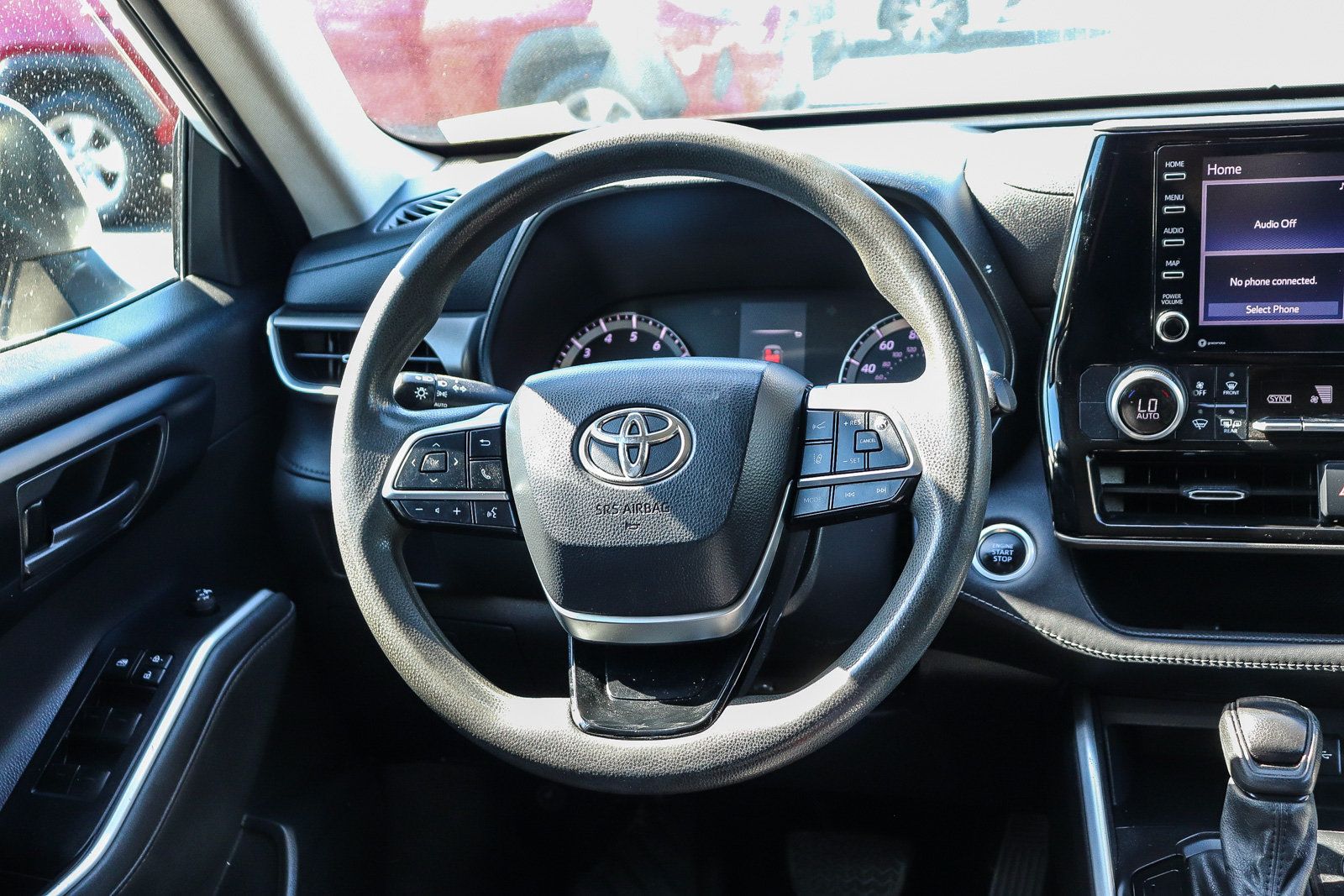 Certified 2021 Toyota Highlander L FWD image 18