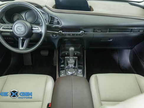 Used 2023 MAZDA CX-30 AWD 2.5 S w/ Premium Package image 30