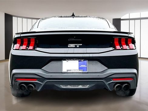 Used 2024 Ford Mustang GT Premium image 5