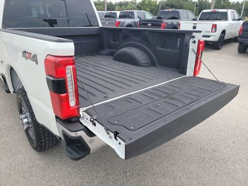 Used 2024 Ford F350 Lariat AWD/4WD image 10