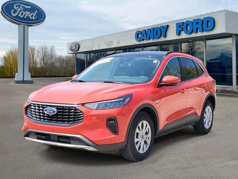 Used 2024 Ford Escape Active w/ Tech Pack #2 image 2