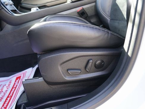 Certified 2023 Ford Edge ST image 12