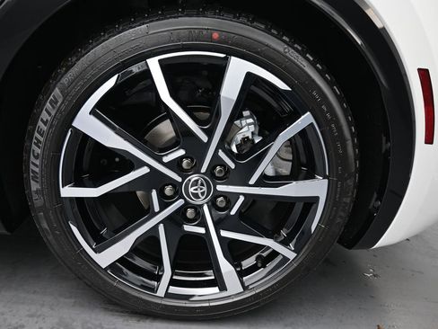 New 2026 Toyota Prius XSE image 15