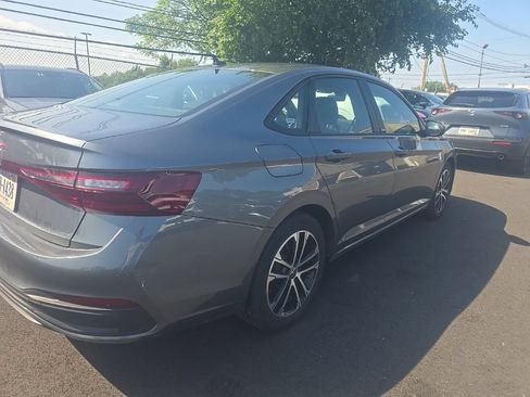 Used 2025 Volkswagen Jetta Sport FWD image 4