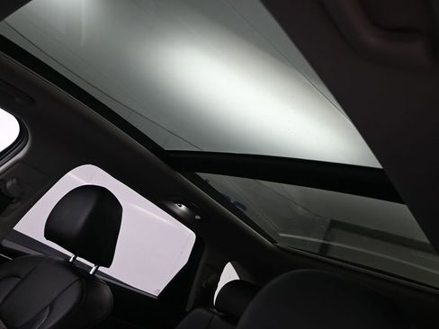 Certified 2023 Kia Sorento SX FWD image 29
