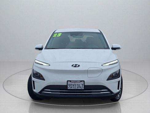 Certified 2023 Hyundai Kona SE image 2