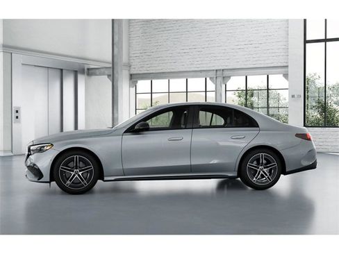 New 2026 Mercedes-Benz E 350 4MATIC Sedan image 35