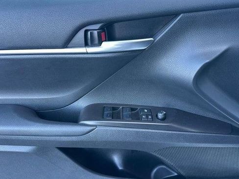 Used 2024 Toyota Camry SE FWD image 12