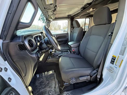 Certified 2023 Jeep Wrangler Willys image 16