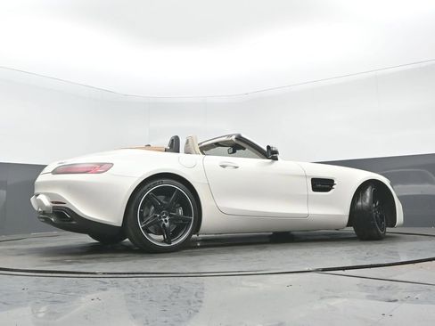 Used 2018 Mercedes-Benz AMG GT Roadster image 29