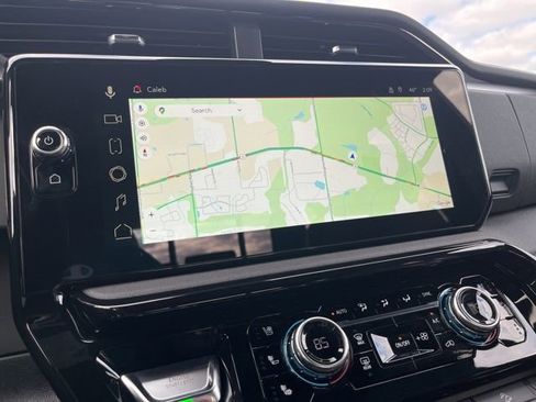 Used 2025 GMC Sierra 1500 AT4 w/ AT4 Premium Package image 19