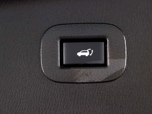 Used 2022 INFINITI QX80 Luxe w/ Cargo Package image 33