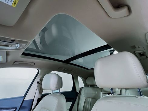 Used 2018 Audi Q5 2.0T Premium Plus w/ Premium Plus Package image 23