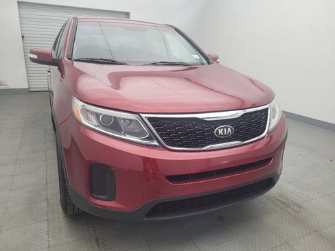 Used 2015 Kia Sorento LX image 14