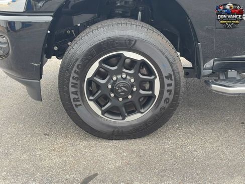 Used 2026 RAM 3500 Laramie AWD/4WD image 27