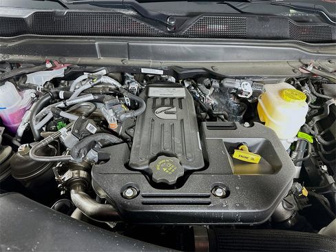 New 2025 RAM 2500 Big Horn image 18