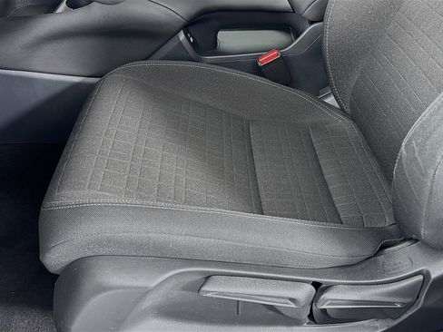 Certified 2023 Honda HR-V LX image 18