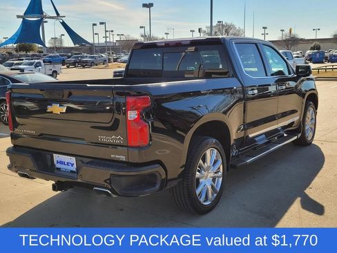 Used 2023 Chevrolet Silverado 1500 High Country w/ High Country Premium Package image 4