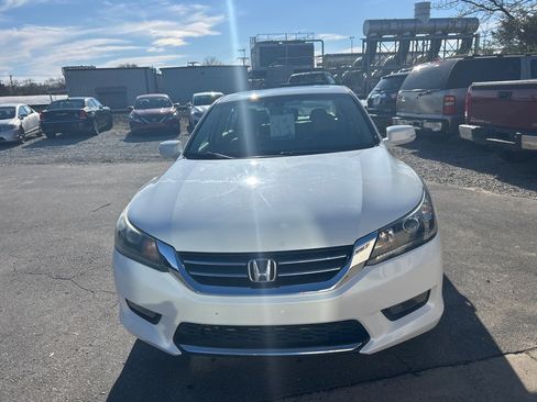 Used 2015 Honda Accord EX-L image 2