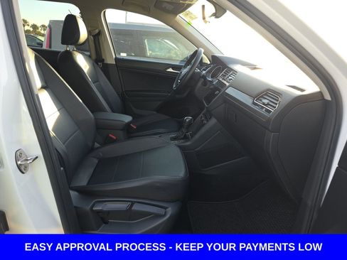 Used 2020 Volkswagen Tiguan SEL image 15