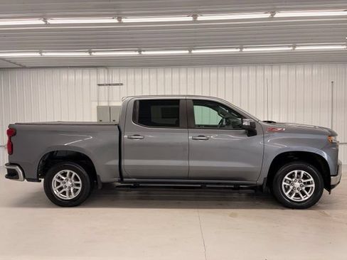 Used 2020 Chevrolet Silverado 1500 LT w/ True North Edition AWD/4WD image 6