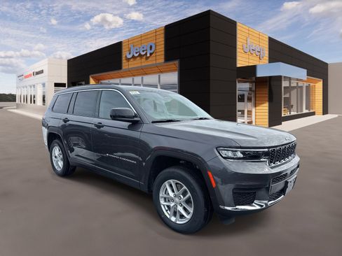 New 2026 Jeep Grand Cherokee L 4WD image 1