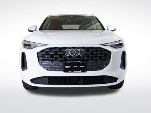 Used 2025 Audi Q5 Premium w/ Convenience Package image 23