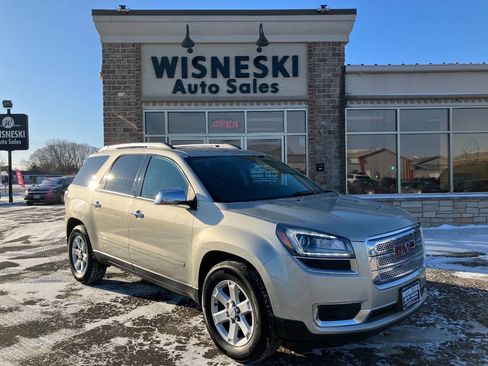 Used 2016 GMC Acadia SLE image 1