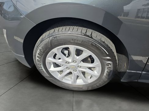 Used 2020 Chevrolet Equinox LT image 11