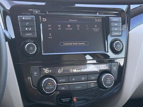 Used 2020 Nissan Rogue Sport SV image 21