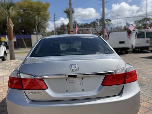Used 2015 Honda Accord LX image 17