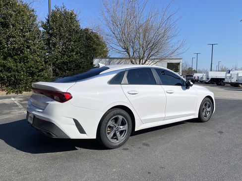 Used 2022 Kia K5 LX image 9