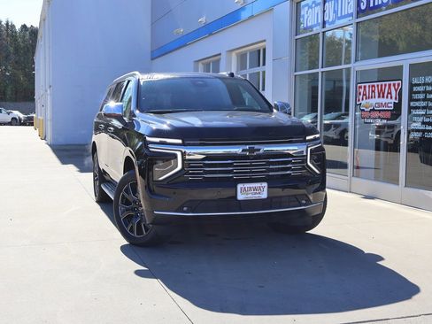 New 2025 Chevrolet Suburban Premier image 46