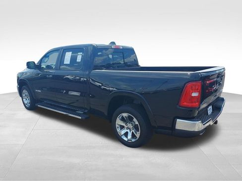 Used 2025 RAM 1500 Big Horn AWD/4WD image 3