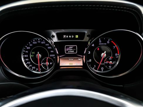 Used 2013 Mercedes-Benz SL 63 AMG w/ Premium Pkg image 19