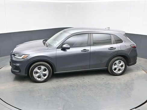 Used 2025 Honda HR-V LX image 32
